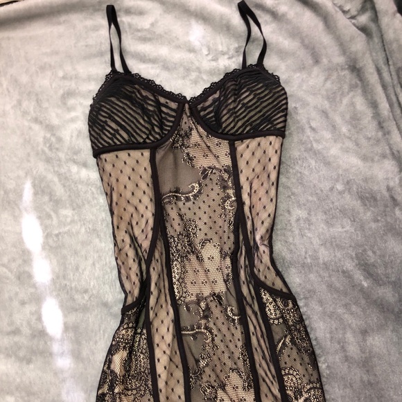 lacy black and tan sexy bodycon dress from bebe - Picture 2 of 4